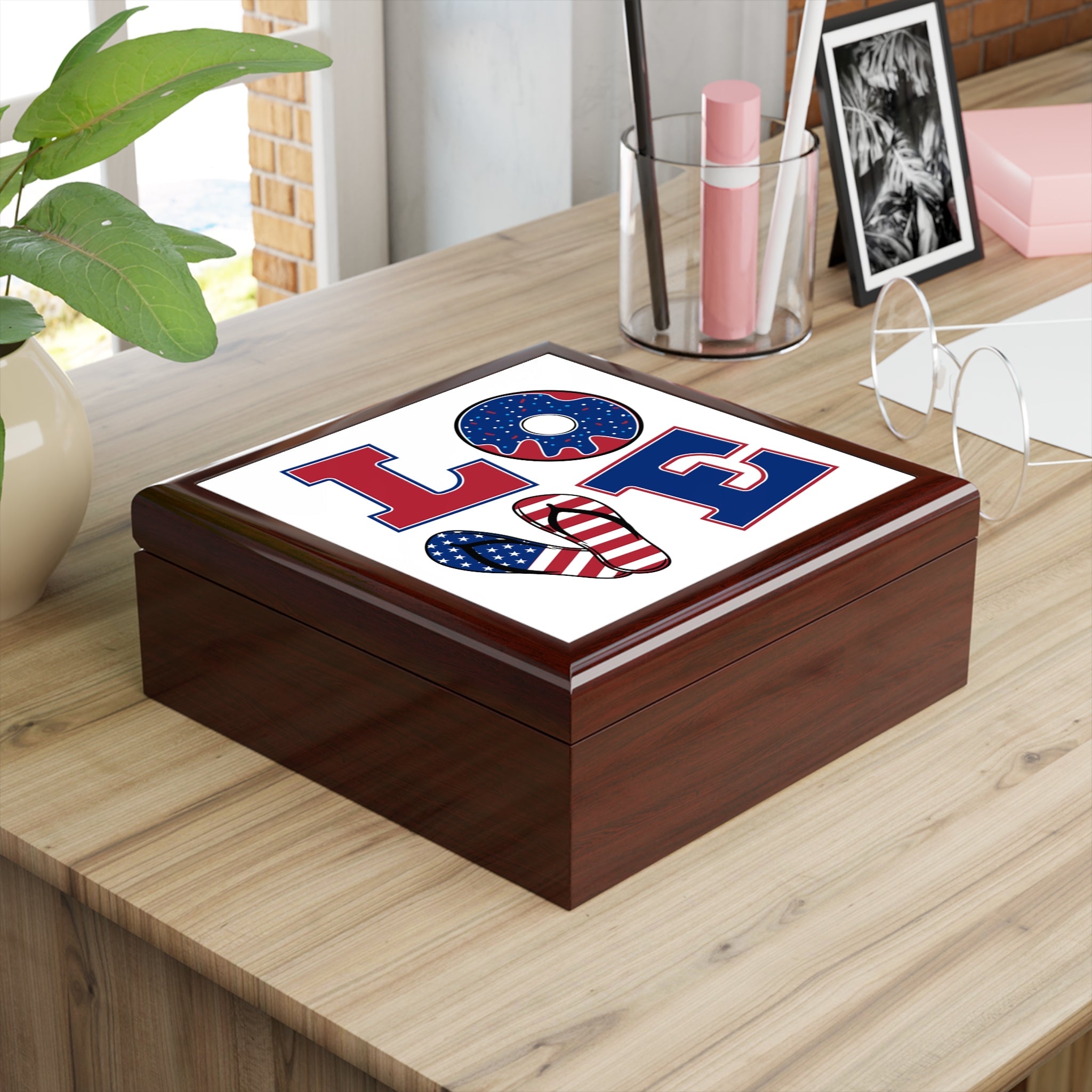 Love Keepsake Jewelry Box